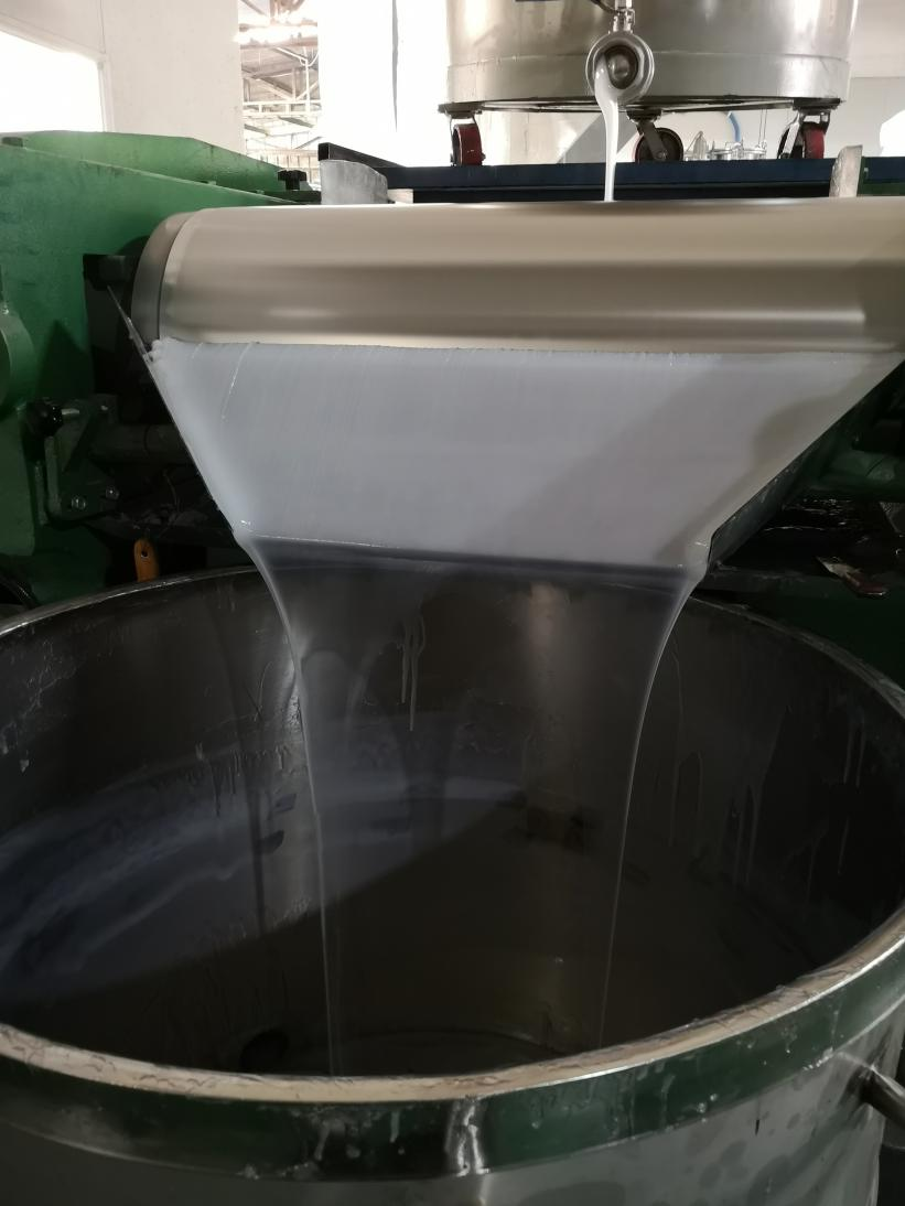 影響模具硅膠粘性因素有哪些？